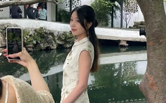 日本A片把舌头伸进粉嫩视频